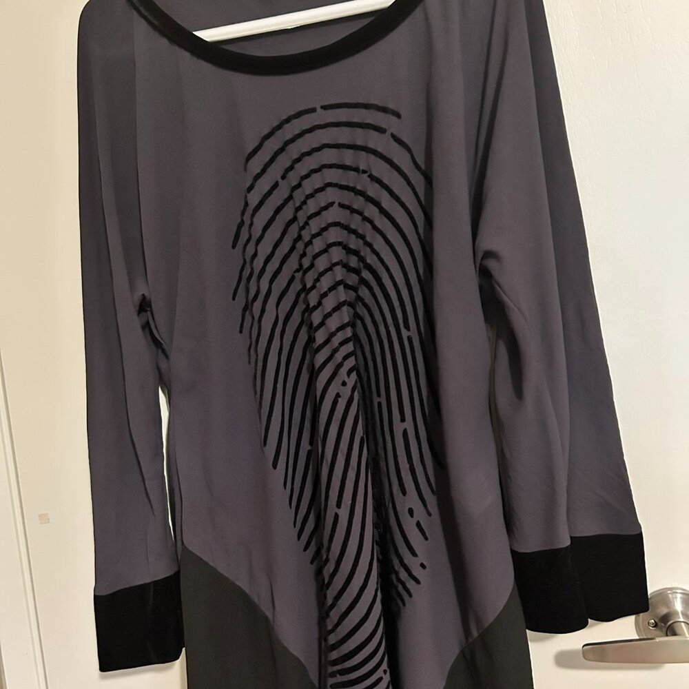 Beautiful Black Dressy "Mat. Brand" Tunic Fits like XXL